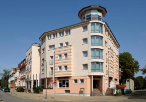 Отель Hotel Stadt Naumburg  Наумбург / Заале